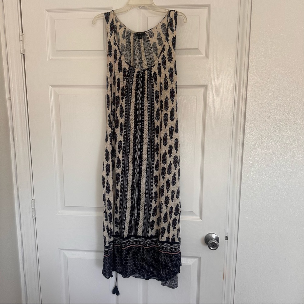 Lucky Brand Blue and Cream Paisley Maxi Dress